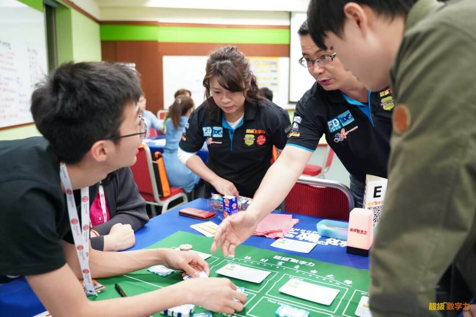 把兒子當試驗品的青少年數字力