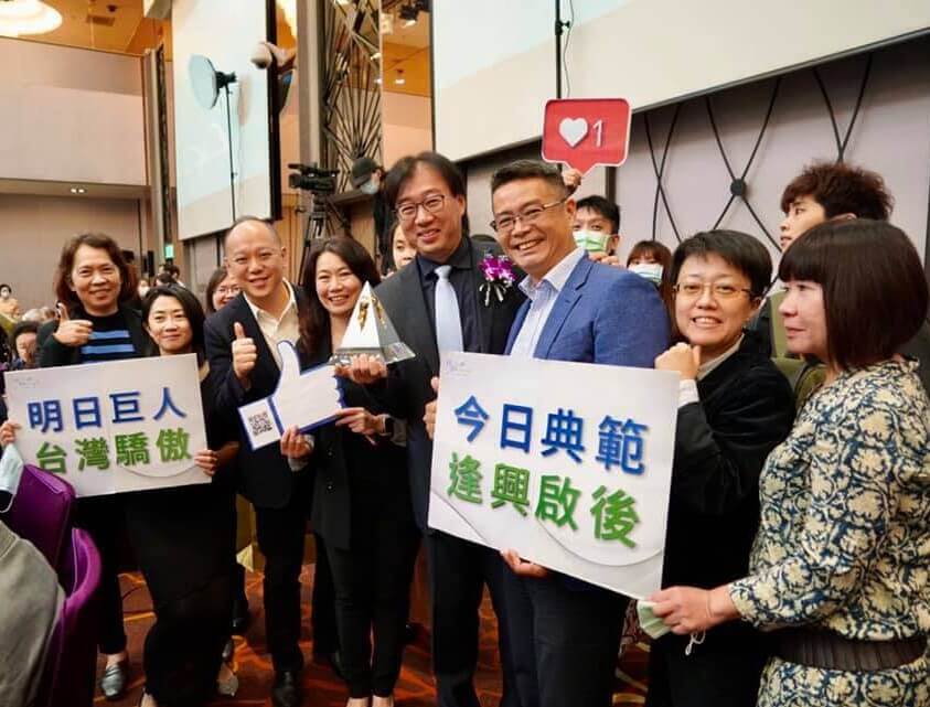 超級數字力學長姐人物側寫~ Alex & Ivy